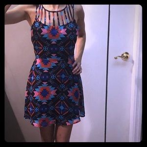 Women’s dress small